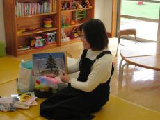 絵本の読み聞かせ3