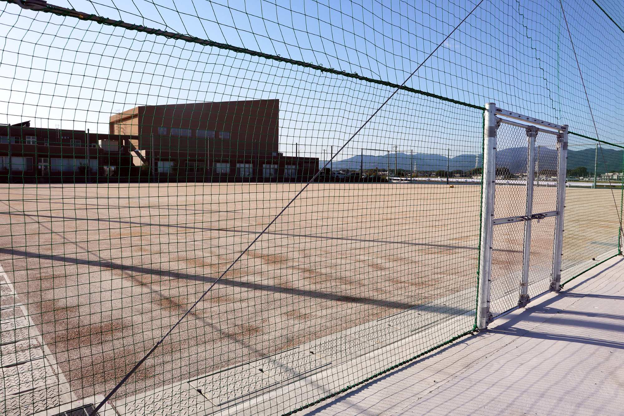 サブグラウンド（クレー）