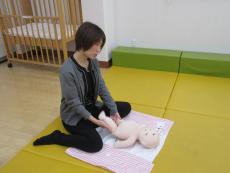 膝の裏のマッサージ