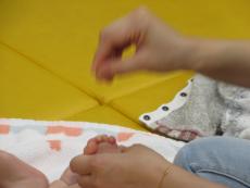 足の指のマッサージ2