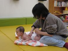 背中のマッサージ2