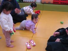 わらべ歌「あめあめやんどくれ」１