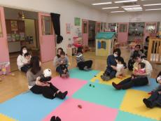 わらべ歌「おにさのるすに」1